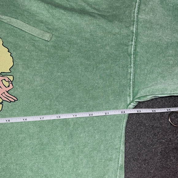 Disney Parks x Junk Food Lion King Short Sleeved Hoodie Shirt M - Picture 4 of 7